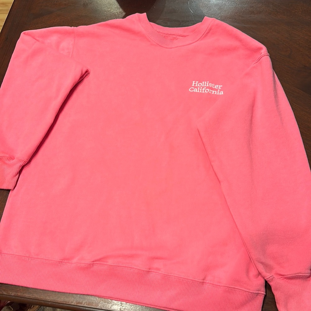 Hollister Crewneck